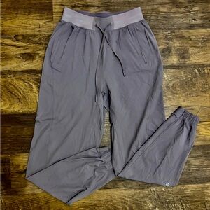 Women's Lululemon License to Train High-Rise Pant | Size 4